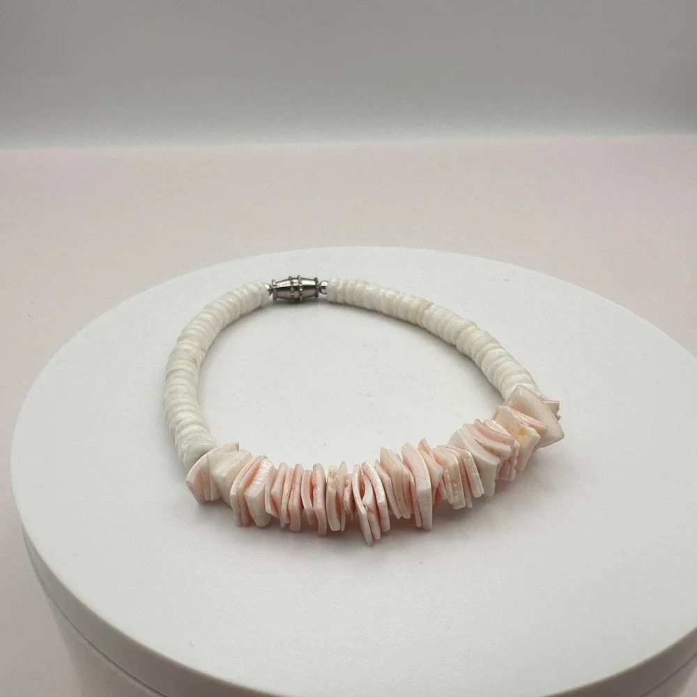 Vintage Y2K Pink White Heishe Beaded Bracelet Boho Women's Classic Jewelry